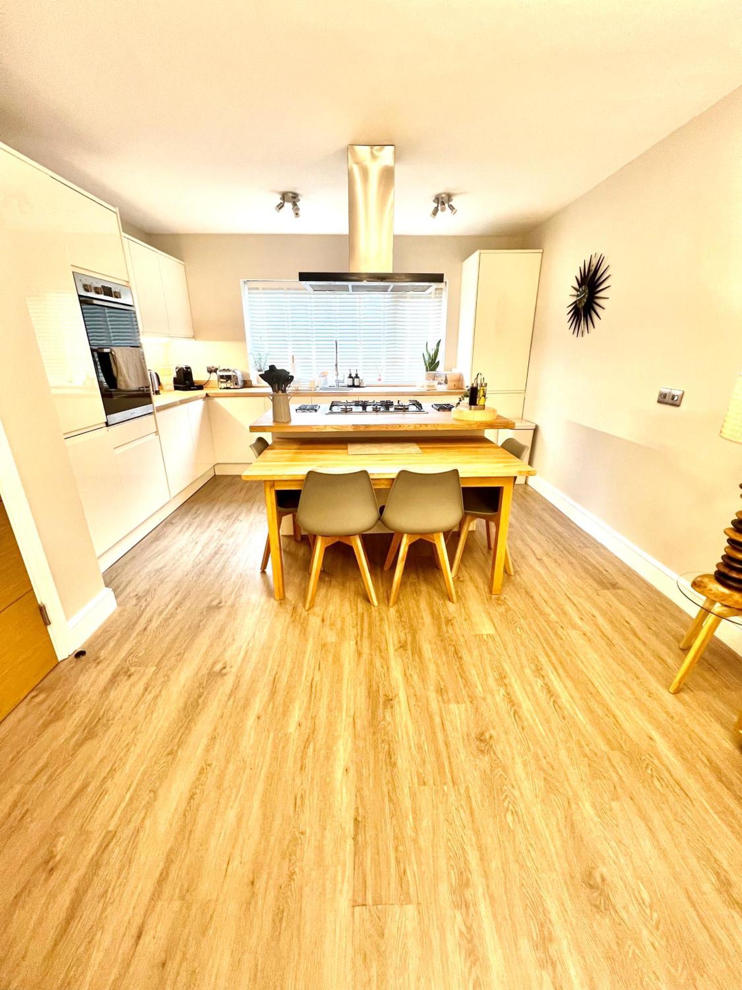 The Duplex Margate With Deck & Living Space Air Conditioning Eksteriør bilde