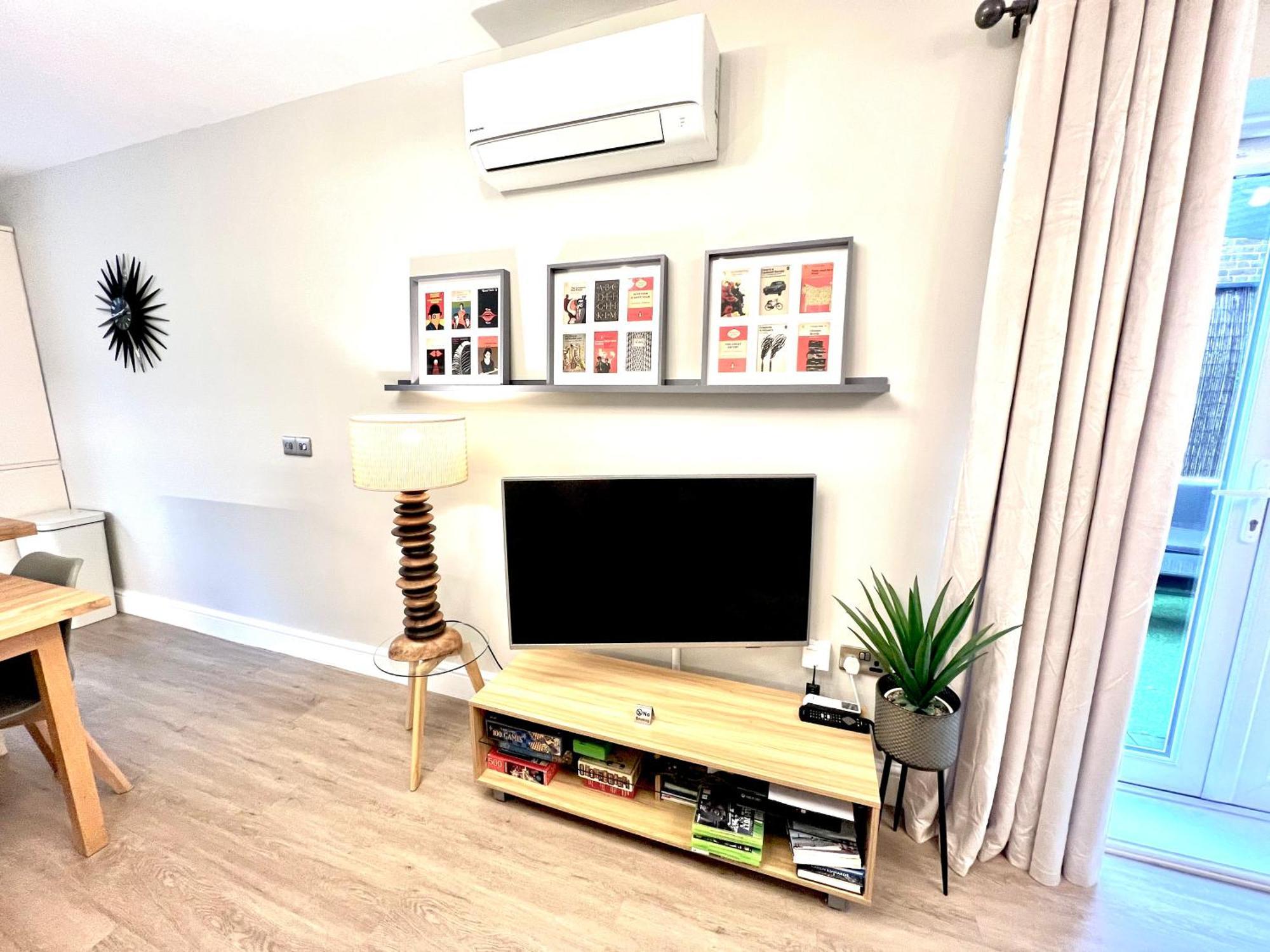 The Duplex Margate With Deck & Living Space Air Conditioning Eksteriør bilde